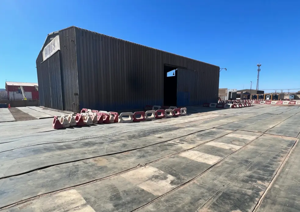 Vista aérea del Taller Barrio Industrial La Negra, con más de 5000 m² de infraestructura en Antofagasta.